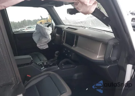 2025 Ford Bronco Outer Banks z USA, uszkodzony, nr VIN 1FMEE8BP3SLA86563